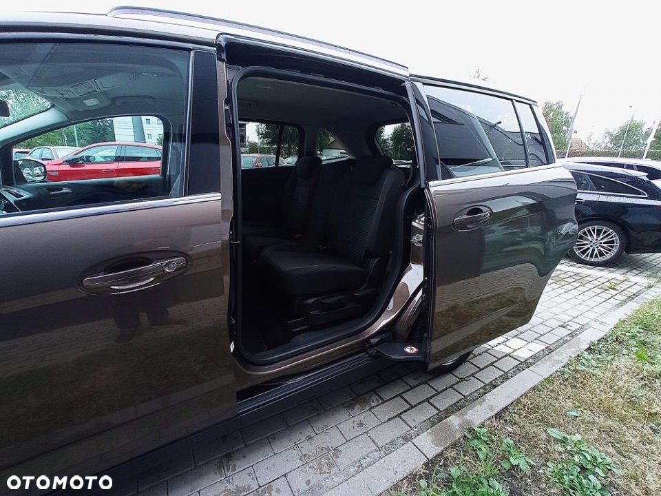 Ford Grand C-MAX - 17