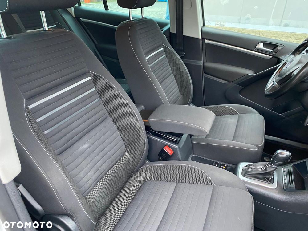 Volkswagen Tiguan 2.0 TDI DPF 4Motion BlueMotion Technology DSG Cup Sport & Style - 31