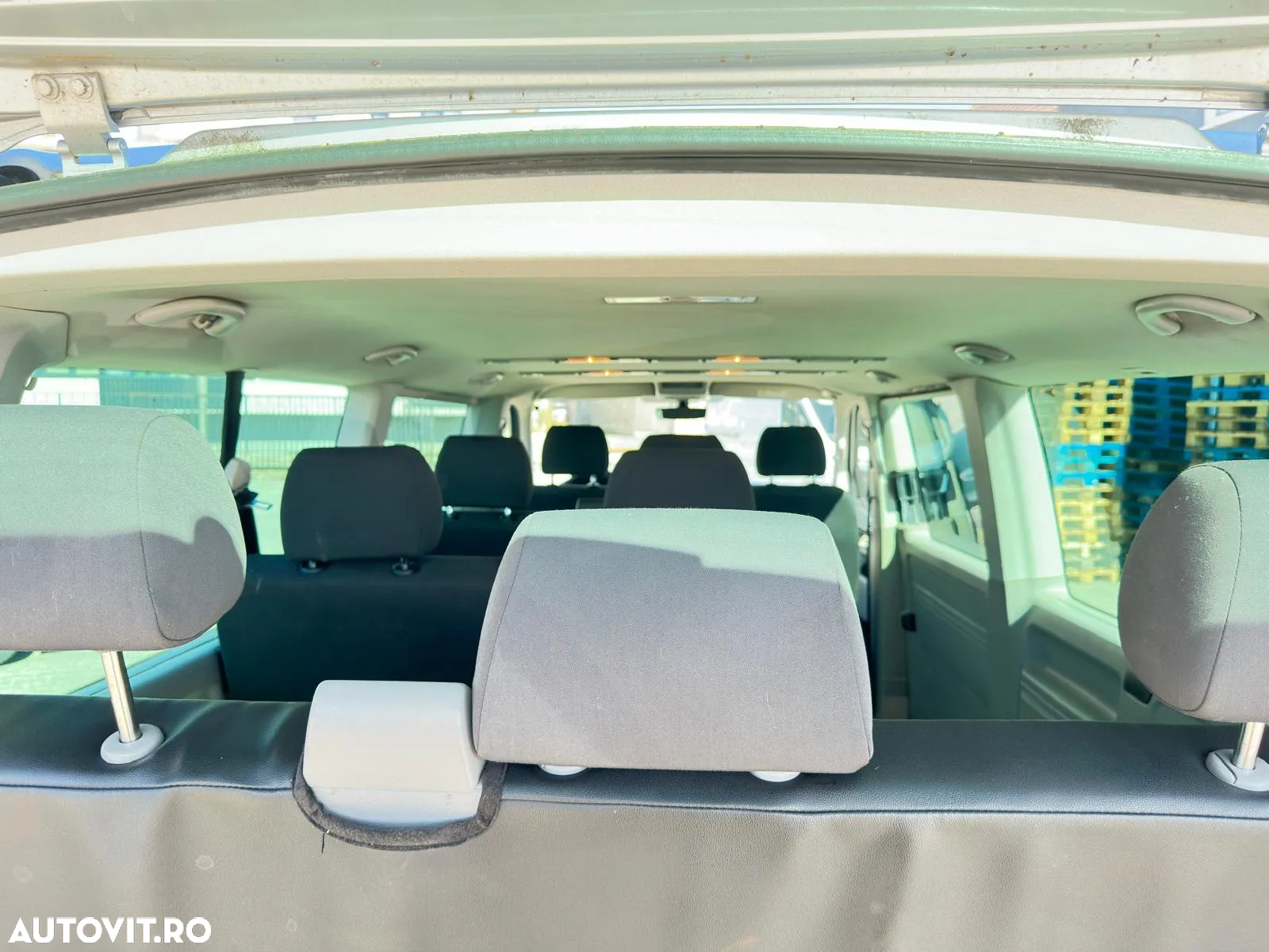 Volkswagen Caravelle T6 2.0 TDI LR Trendline DSG 4M - 22