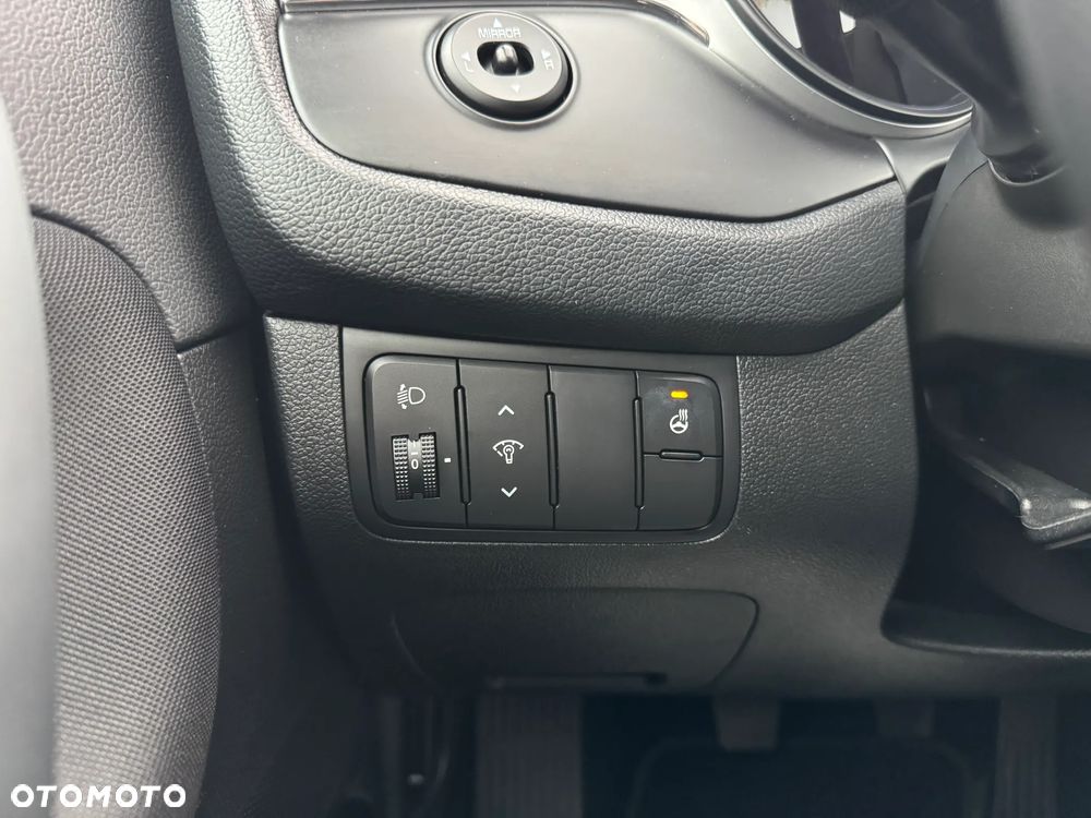 Kia Ceed 1.4 CVVT Dream Team Edition - 18