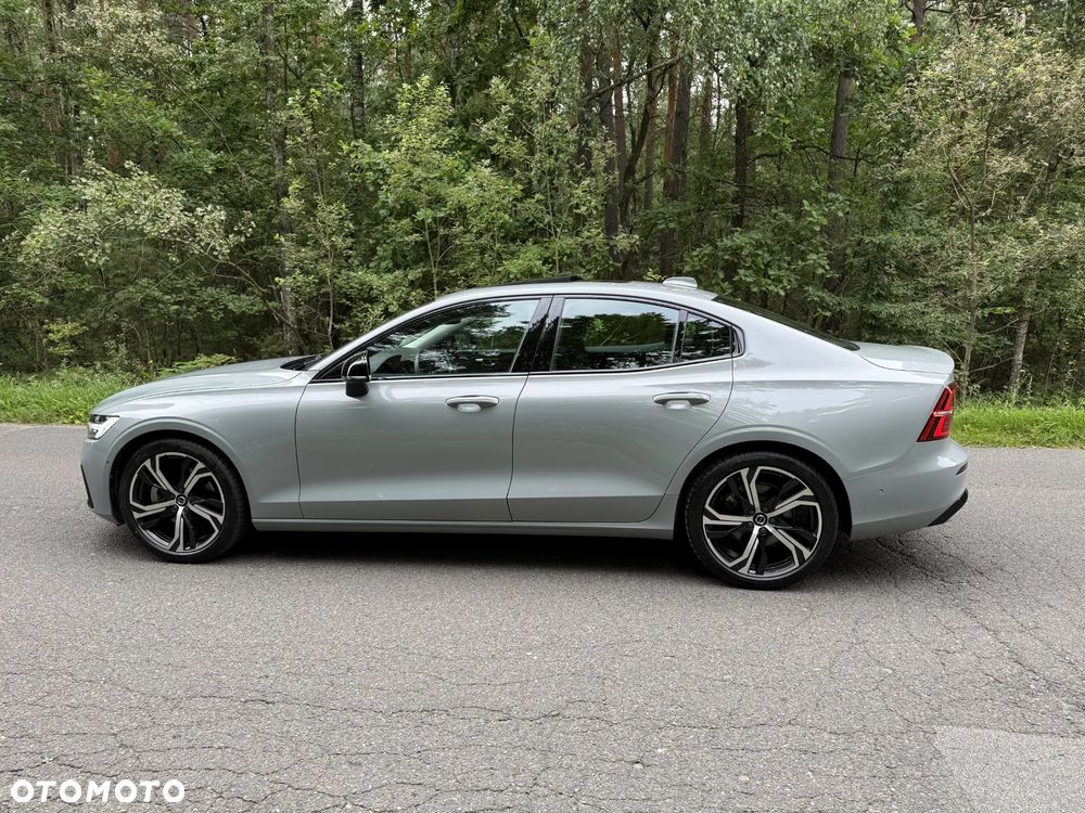 Volvo S60 B5 B AWD Plus Dark - 5