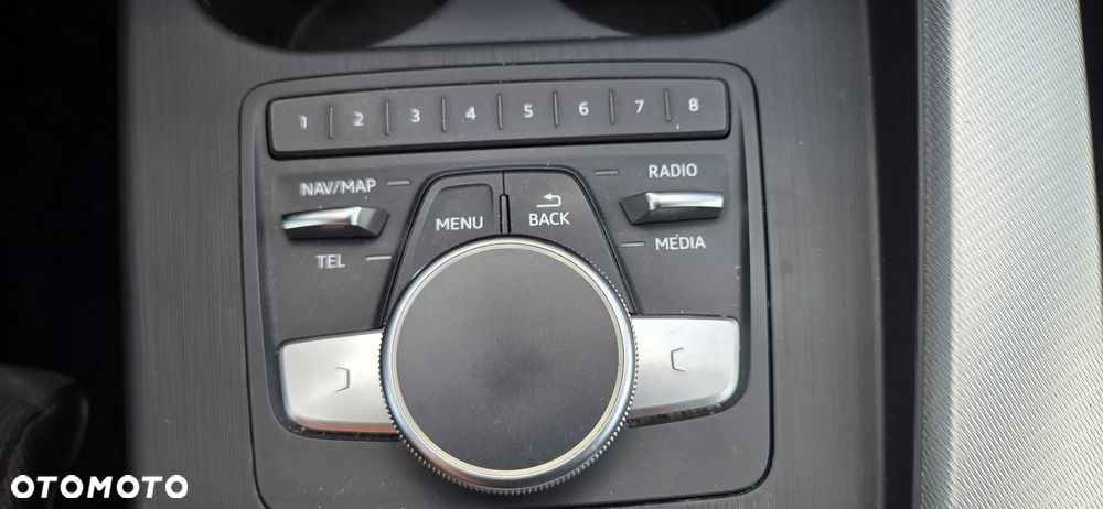 Audi A4 Avant 2.0 TDI S tronic quattro sport - 28