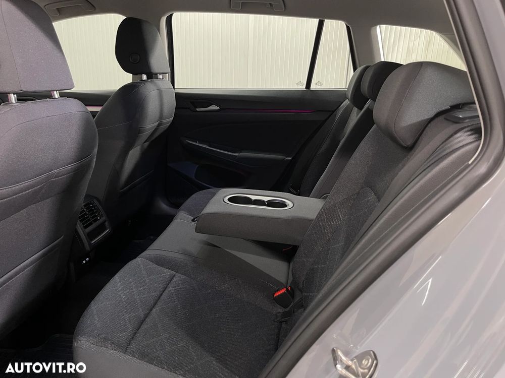 Volkswagen Golf 1.5 eTSI ACT DSG MHEV Life - 13