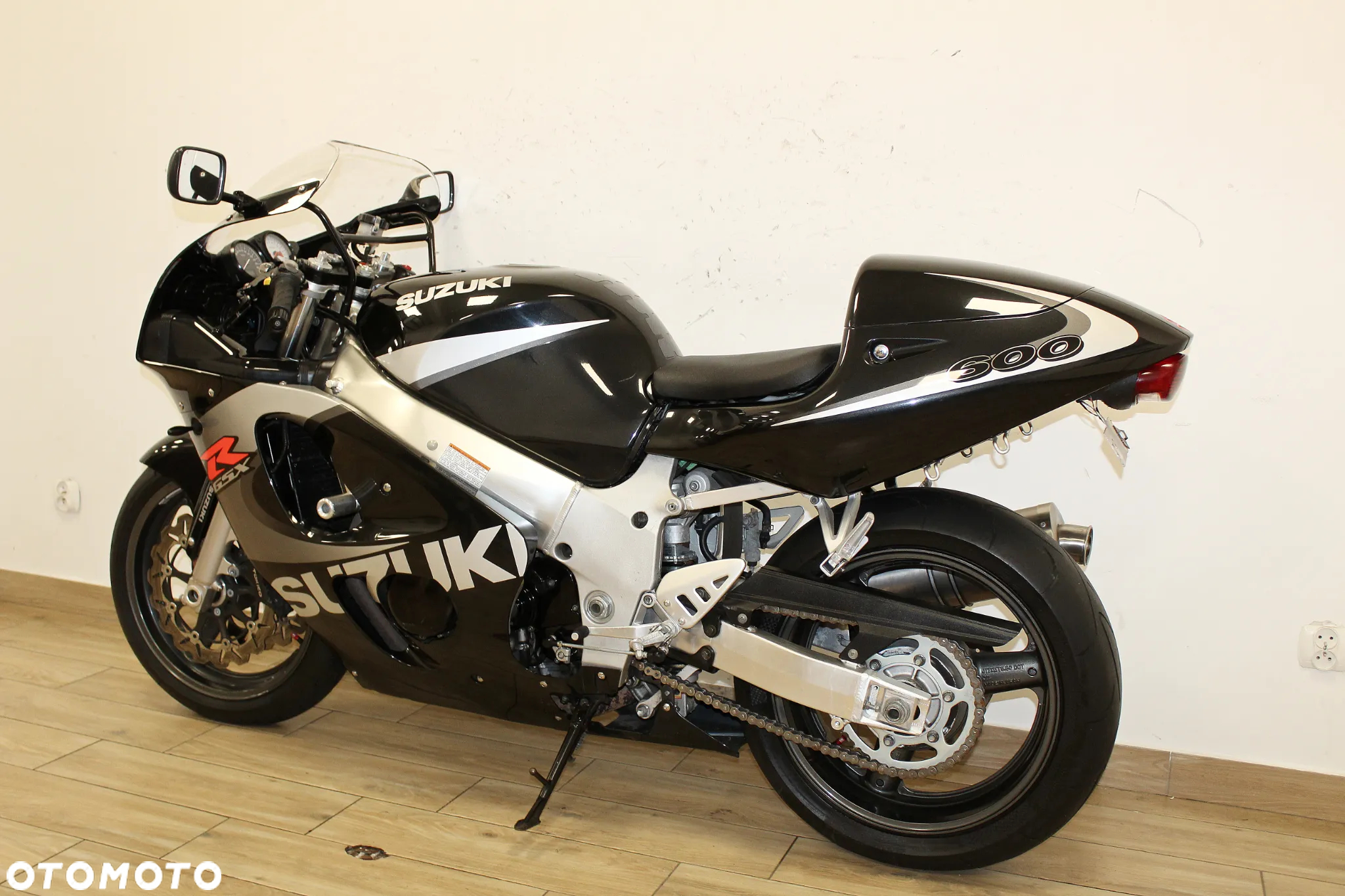 Suzuki GSX-R - 12
