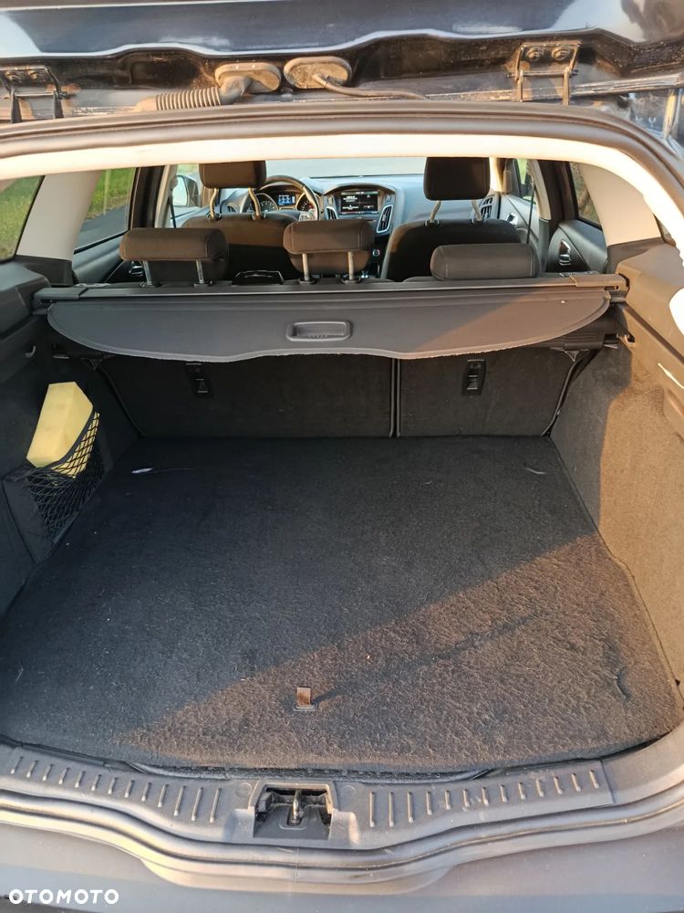 Ford Focus Turnier 1.0 EcoBoost Start-Stopp-System TITANIUM - 20