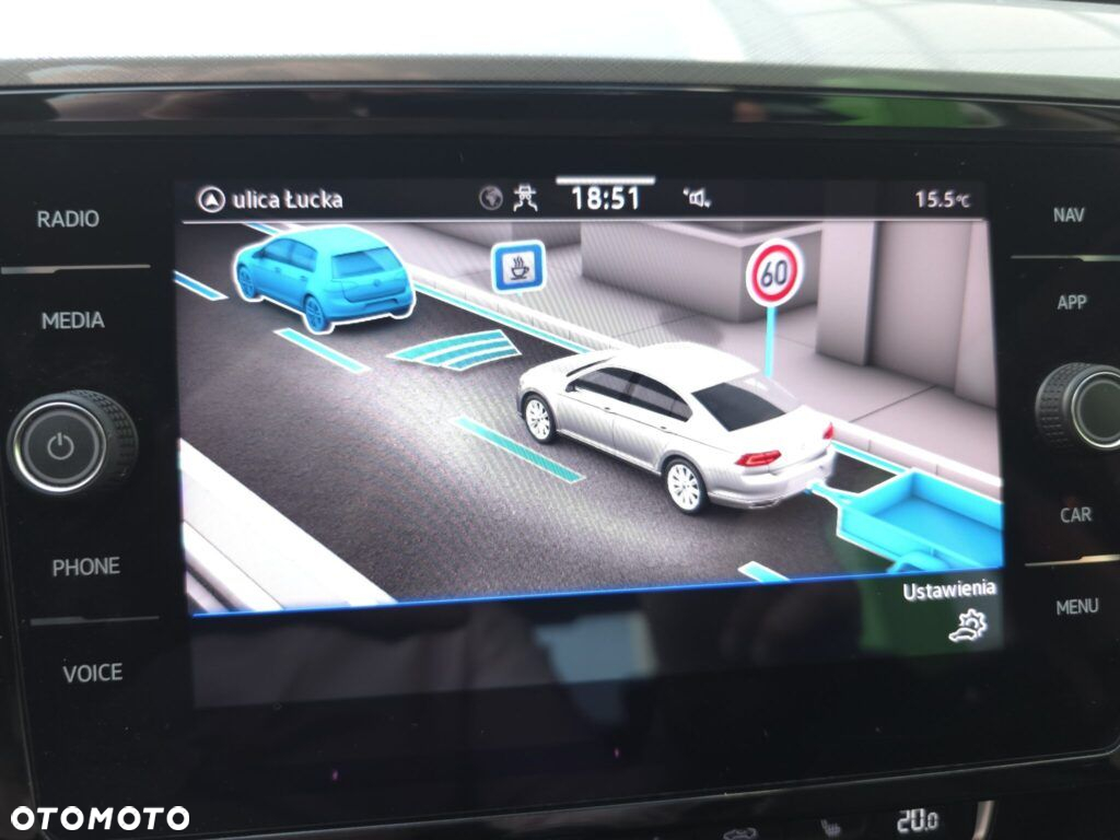 Volkswagen Passat 2.0 TDI EVO Business - 33