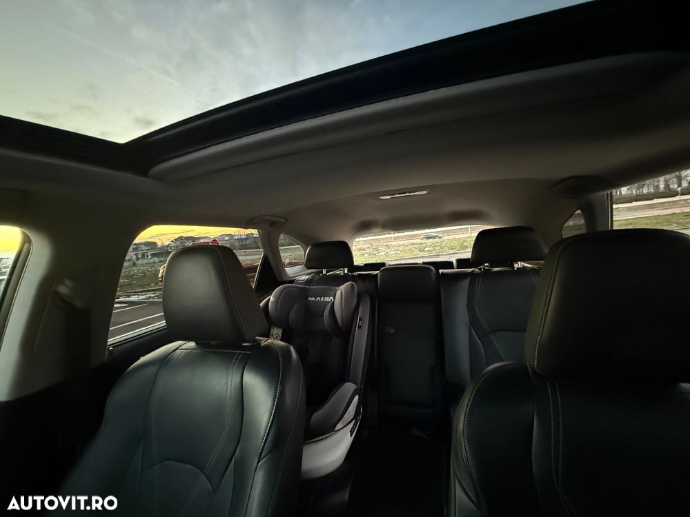 Lexus Seria RX 450hL (hybrid) - 11