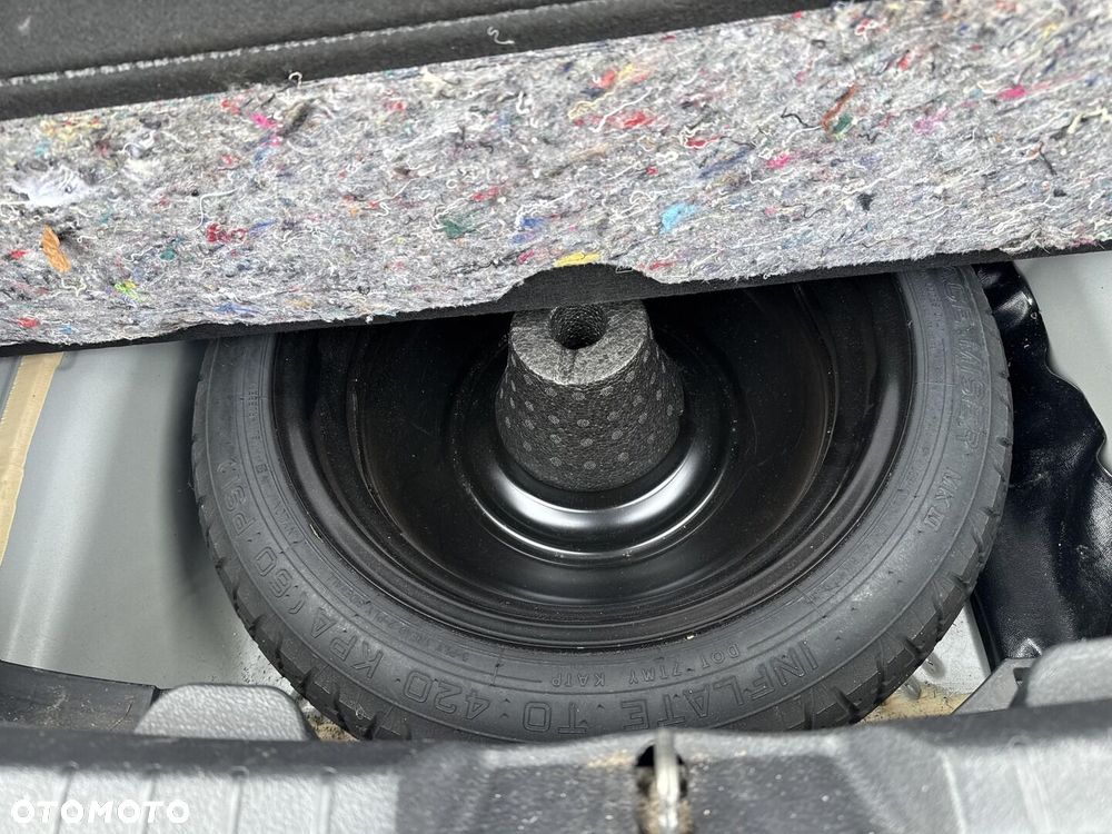 Toyota Yaris - 29