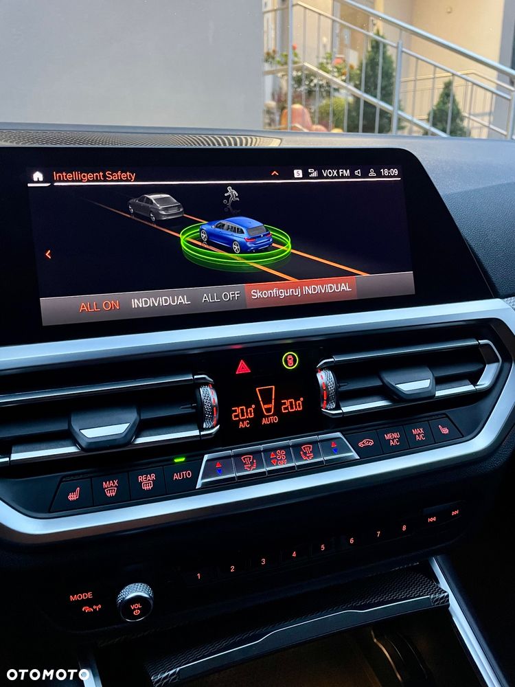 BMW Seria 3 320d M Sport - 39