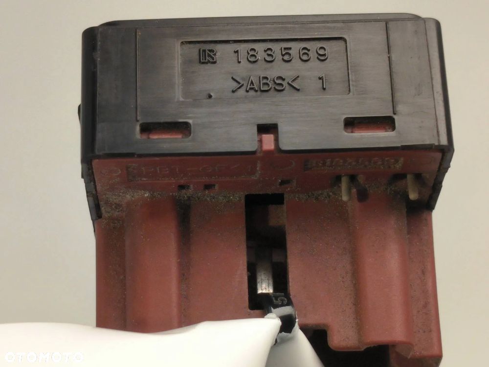 Przełączniki przyciski siedzeń lusterek blokada drzwi Mitsubishi Pajero 2008 SUV Diesel 147kW 3200cm³ - 15