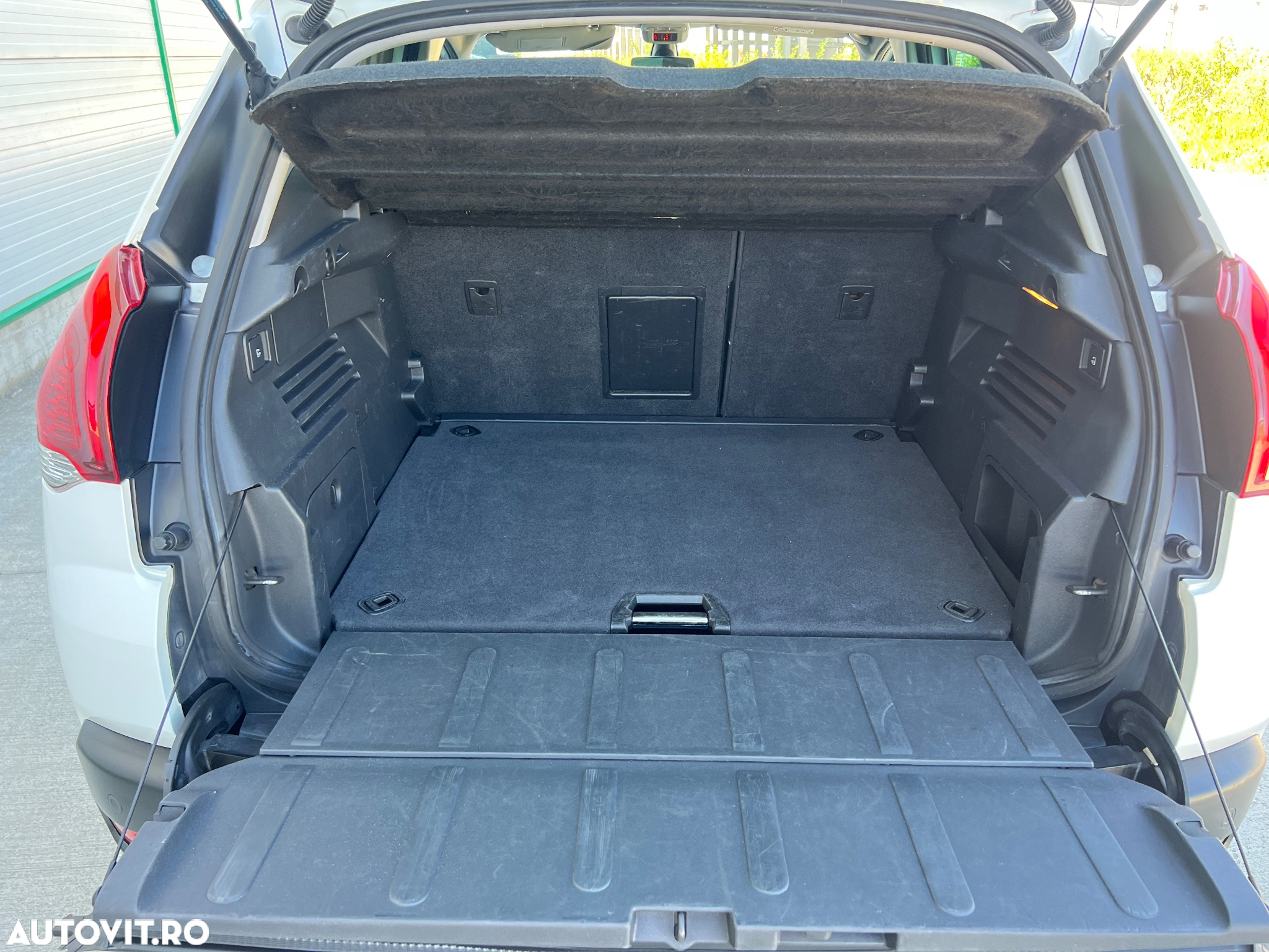 Peugeot 3008 1.6 HDI Confort Pack - 20