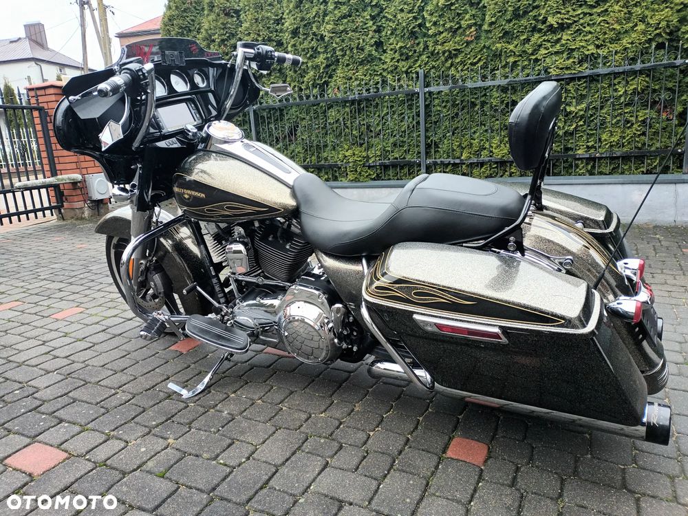 Harley-Davidson Touring Street Glide - 9