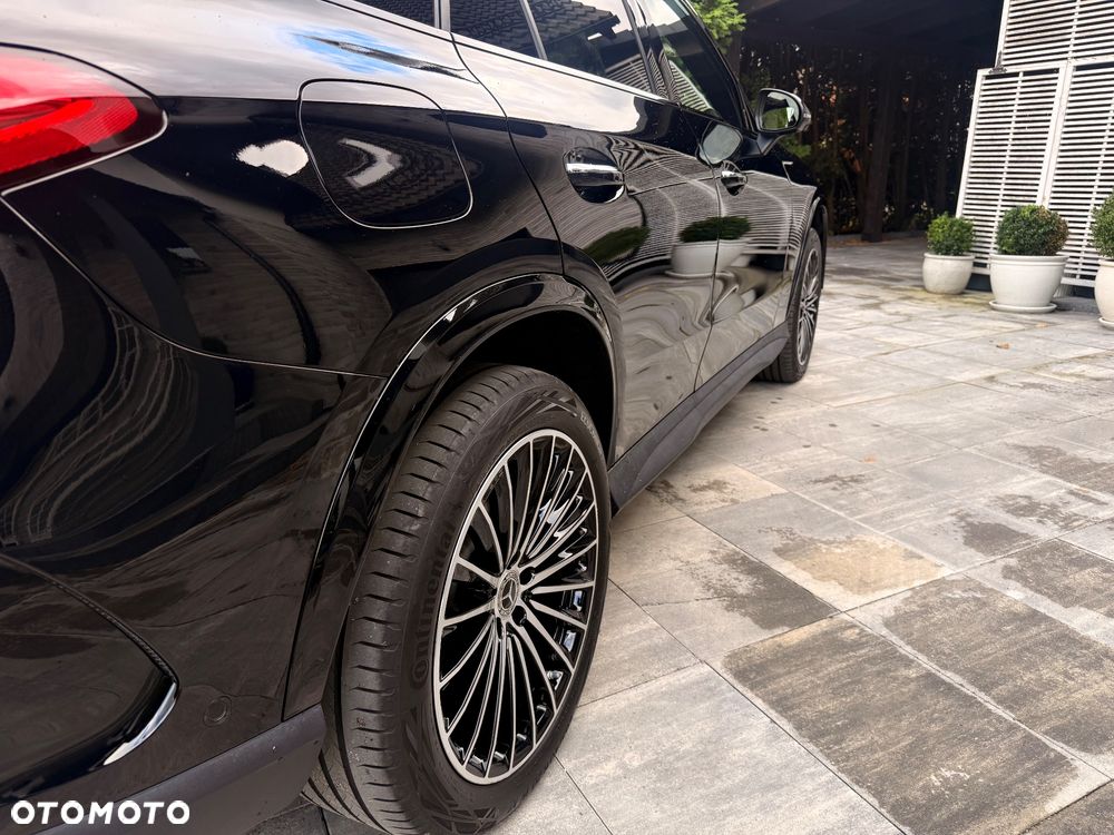 Mercedes-Benz GLC - 9