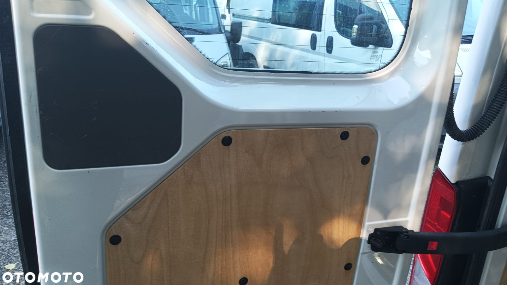 Volkswagen Crafter - 16