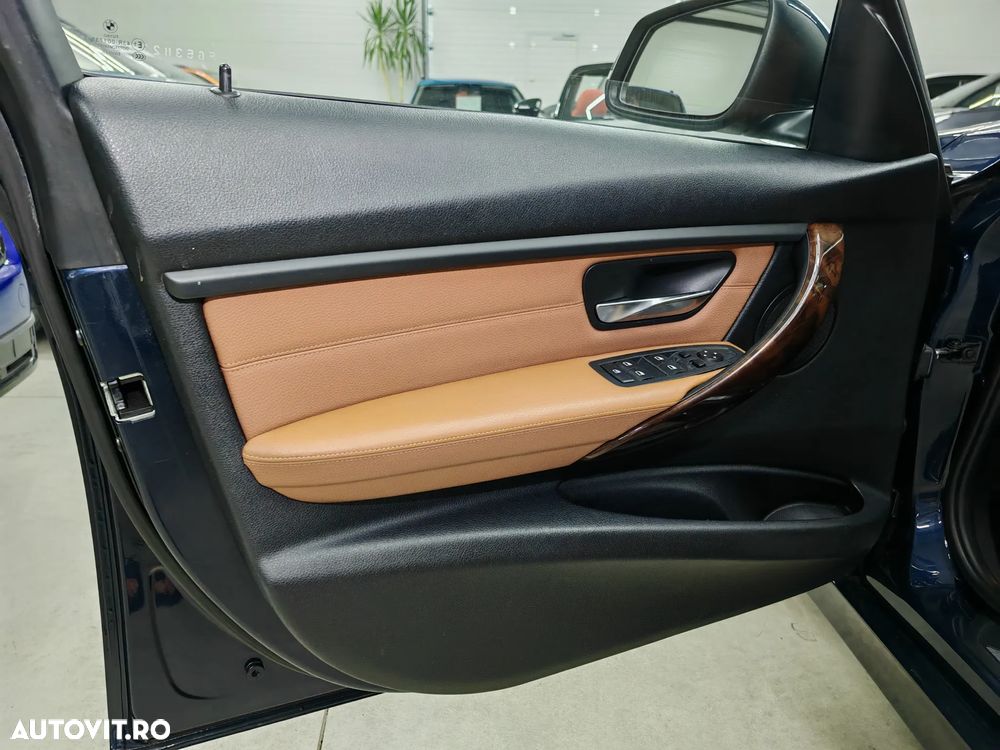 BMW Seria 3 320d Touring Aut. Blue Performance Luxury Line - 12