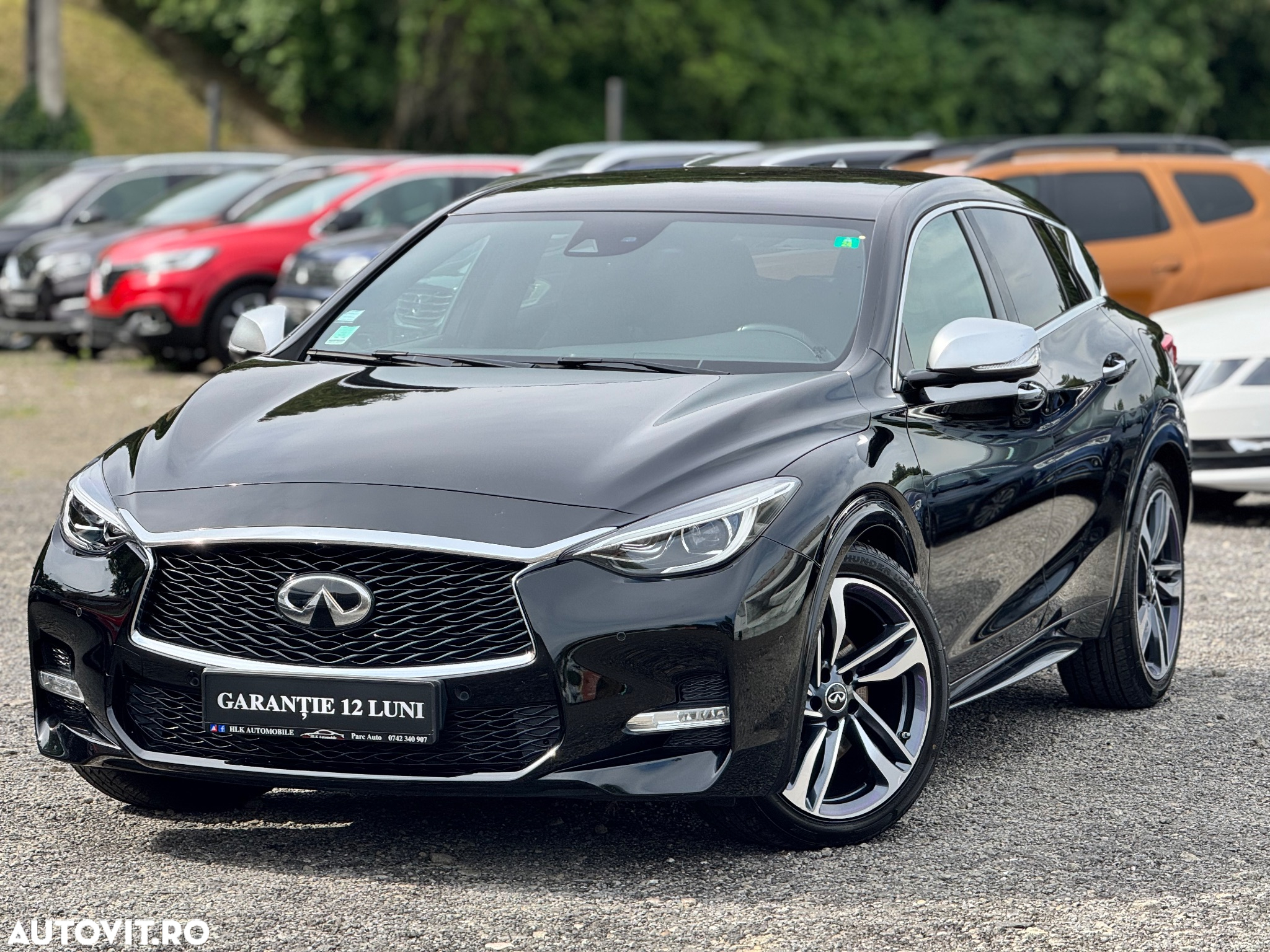 Infiniti Q30 2.2d DCT Sport City Black - 18