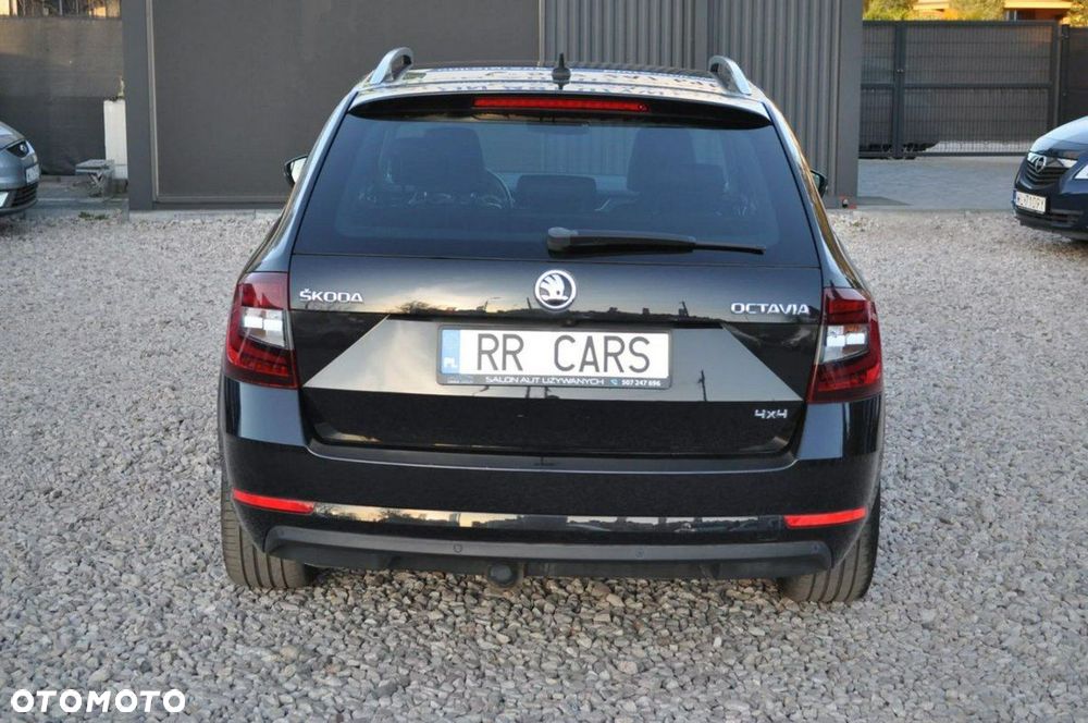 Skoda Octavia 2.0 TDI 4x4 DSG RS - 8