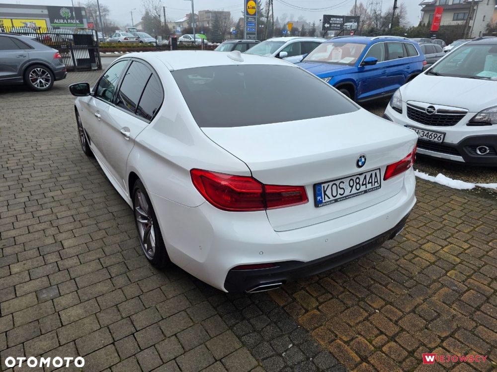 BMW Seria 5 530i xDrive M Sport sport - 9