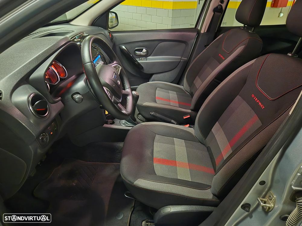 Dacia Sandero 0.9 TCe Stepway - 21