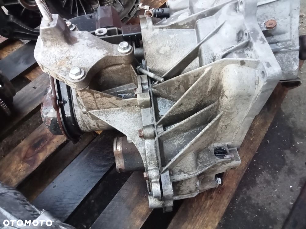 skrzynia fiesta mk 7 1.6 tdci rf2n1r7f096ab - 4