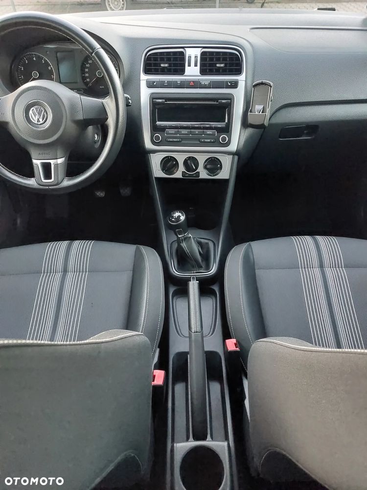Volkswagen Polo - 19