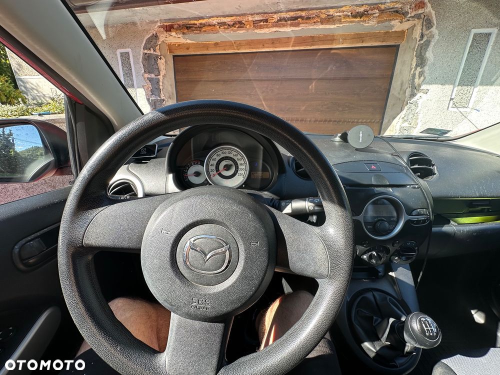 Mazda 2 - 9
