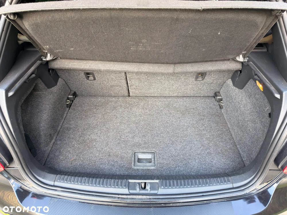 Volkswagen Polo 1.4 DSG GTI - 8