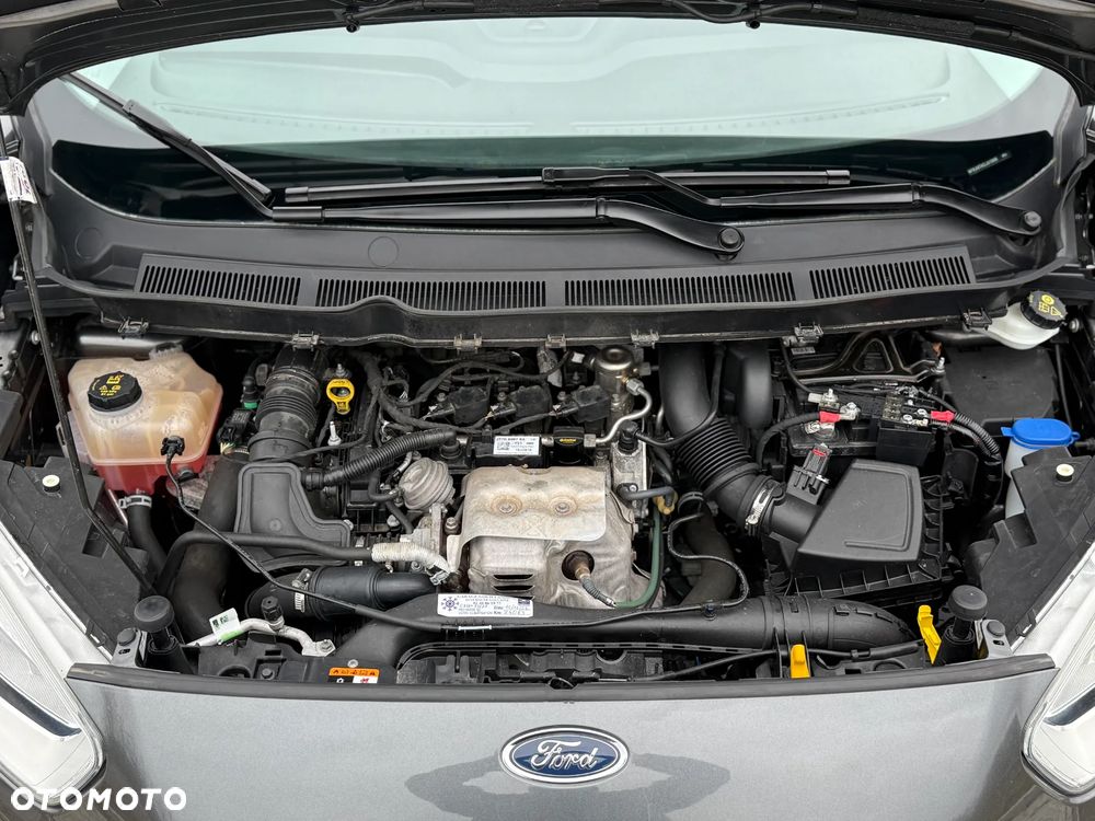 Ford Tourneo Courier 1.0 EcoBoost S&S Titanium - 10