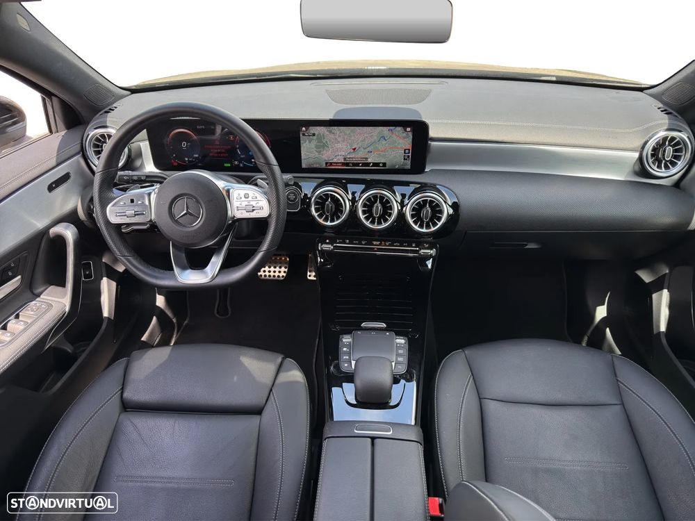 Mercedes-Benz A 250 e 8G-DCT AMG Line - 8