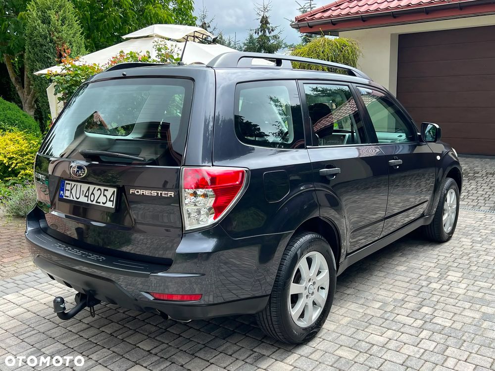 Subaru Forester 2.0X Exclusive - 7