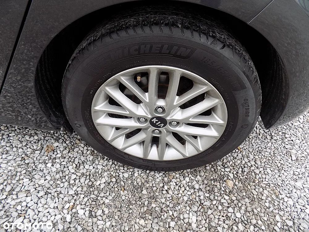 Kia Rio 1.2 Edition 7 - 16