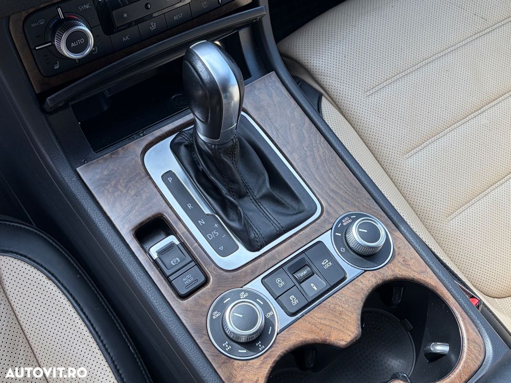 Volkswagen Touareg 3.0 V6 TDI SCR Blue Motion DPF Automatik Executive Edition - 8