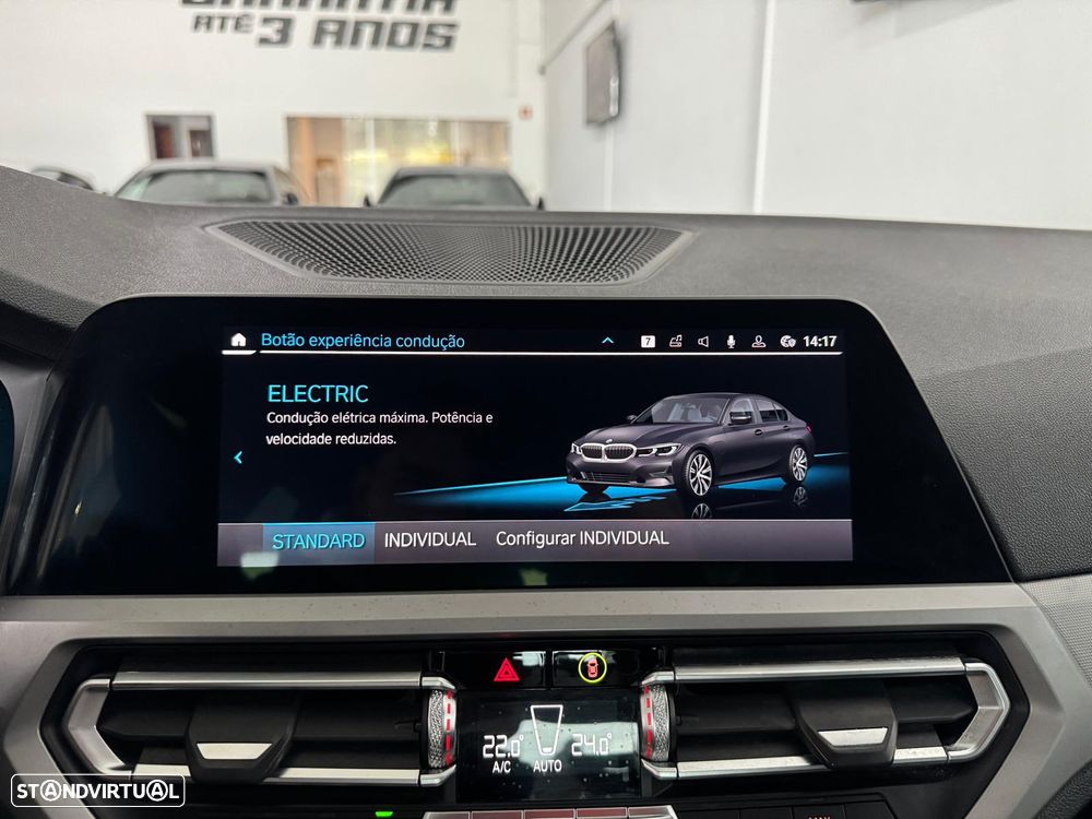 BMW 330 e Pack M Auto - 31