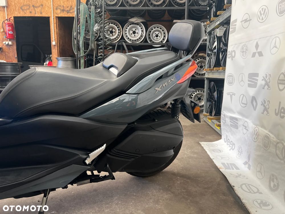Yamaha X-max - 9