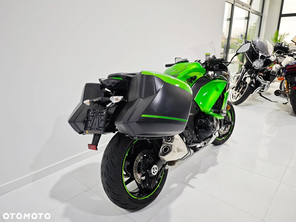 Kawasaki Ninja 1000 SX - 11