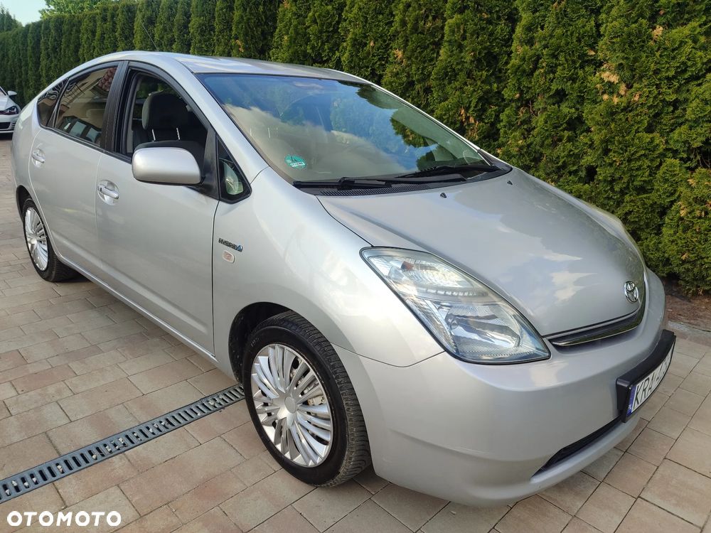 Toyota Prius - 26