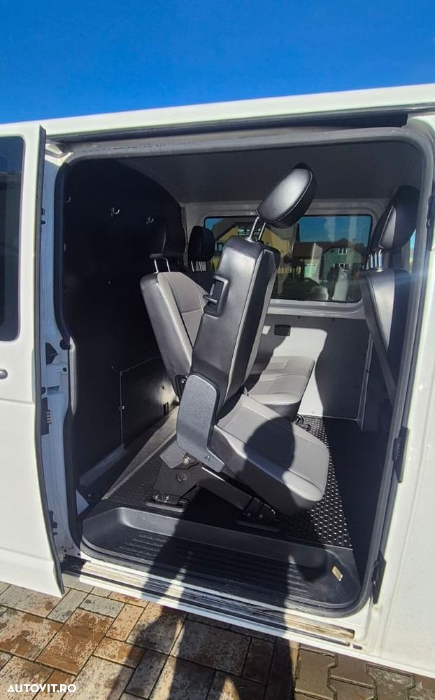 Volkswagen Transporter - 13