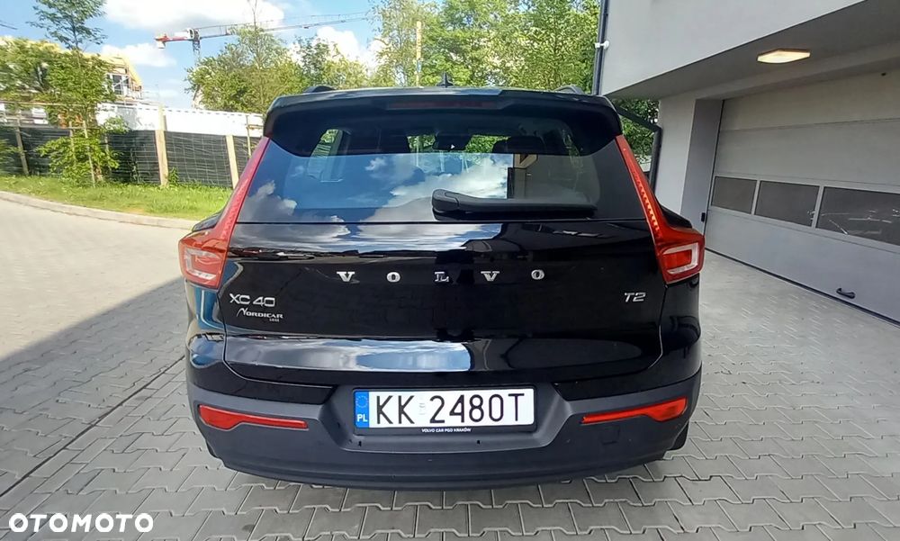 Volvo XC 40 T2 Essential - 6