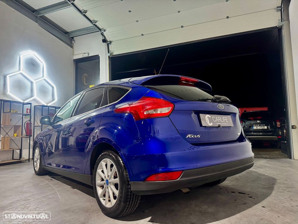 Ford Focus 1.0 EcoBoost S&S TITANIUM - 5