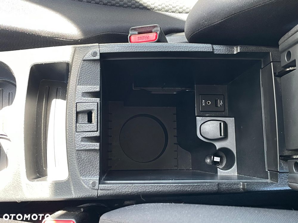 Nissan Qashqai 1.2 DIG-T N-Vision - 19