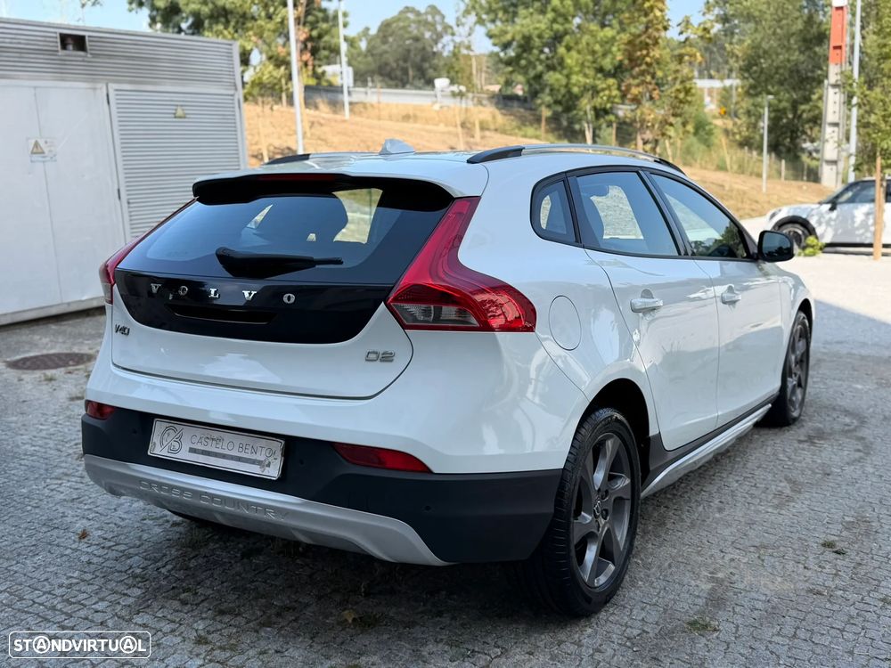 Volvo V40 Cross Country 2.0 D2 Summum - 3