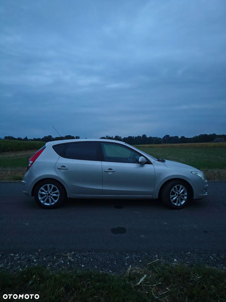 Hyundai i30 1.4 Comfort - 8
