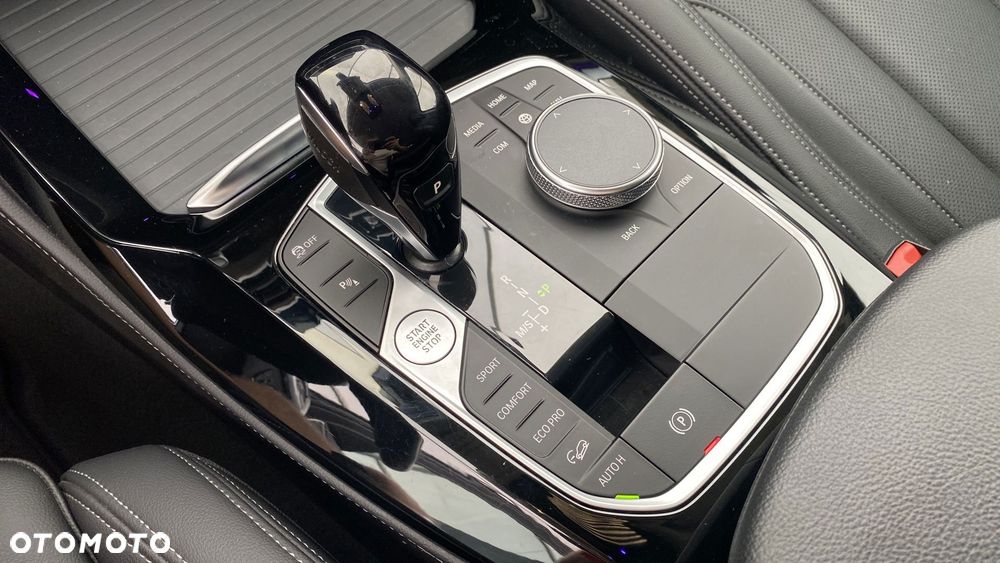 BMW X4 xDrive20i mHEV sport - 18