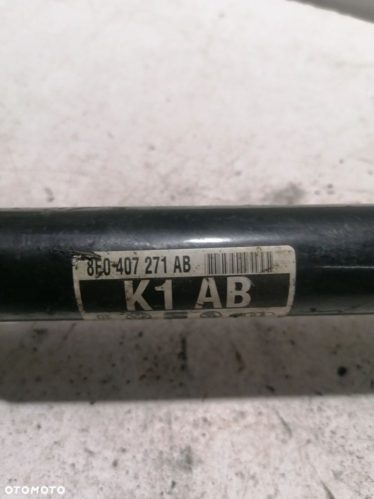 AUDI A4 B7 2004r-2011r PÓŁOŚ PRZEDNIA 8E0407271AB - 2