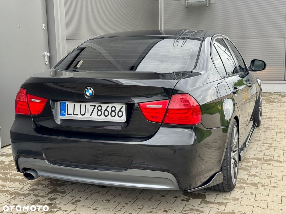 BMW Seria 3 318d Sport Line - 28