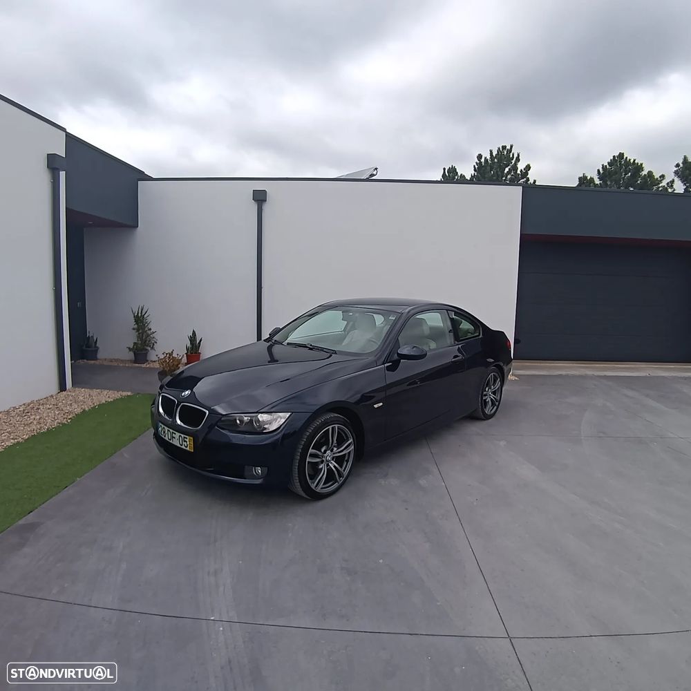 BMW 320 d Coupe Auto - 4