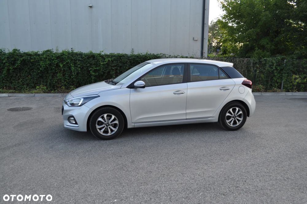 Hyundai i20 - 10