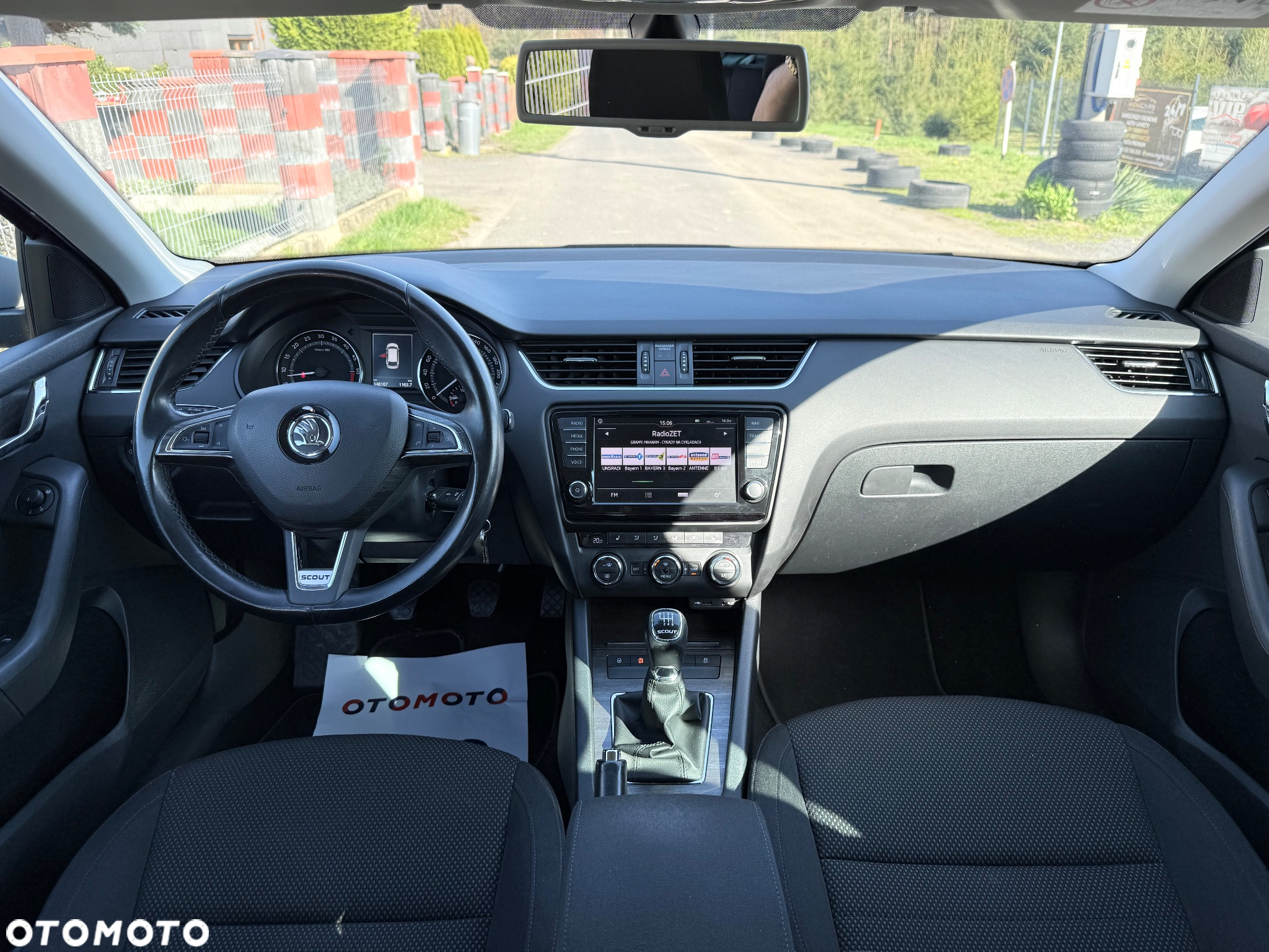 Skoda Octavia Combi 2.0 TDI 4x4 Scout - 14
