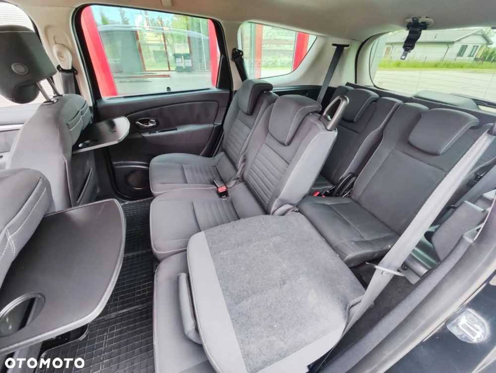 Renault Grand Scenic dCi 110 LIMITED - 29