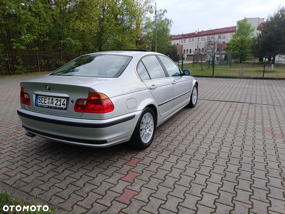 BMW Seria 3 - 13